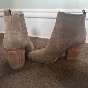 New Marc fisher booties Marela. Worn twice